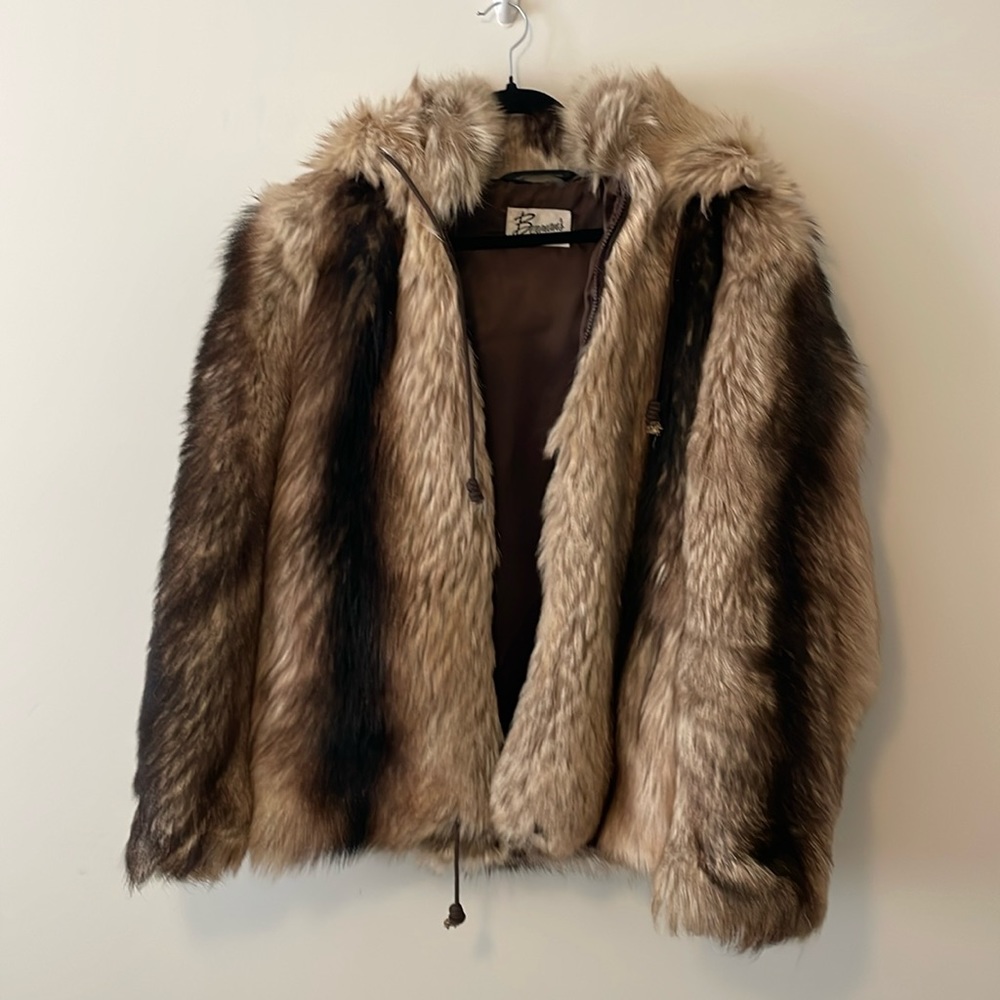 Vintage men’s fur coat by Berman’s. Size large made from dyed nanny goat fur.
